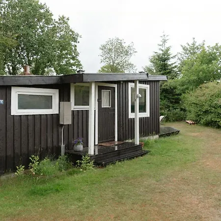 Adorable Retro With Lovely Terrace *