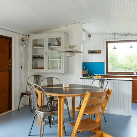 Adorable Retro With Lovely Terrace Feriehus Bryrup