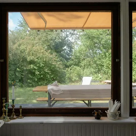Adorable Retro With Lovely Terrace *