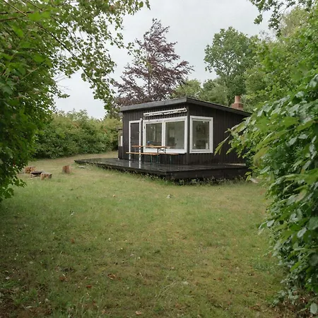 Adorable Retro With Lovely Terrace Дом отдыха Bryrup