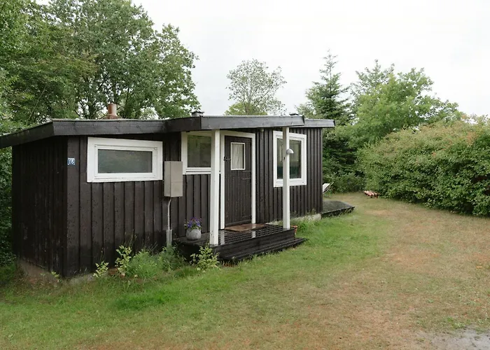 Adorable Retro With Lovely Terrace *