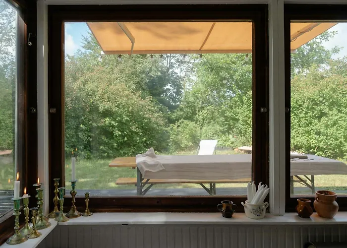 Adorable Retro With Lovely Terrace
